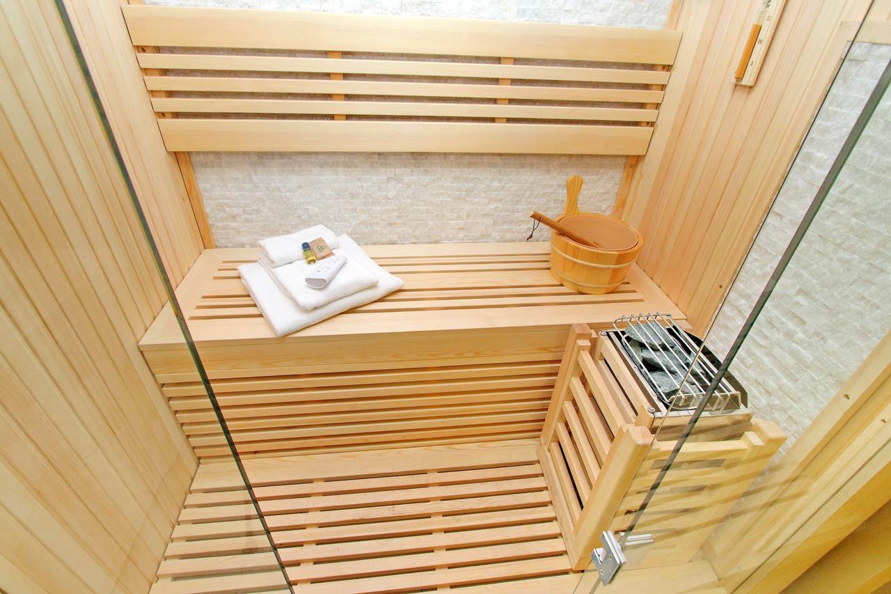Romac Coronari With Gym, Sauna And Garden Exterior foto